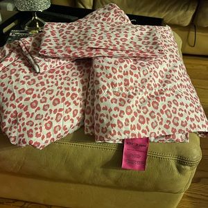 BETSEY JOHNSON FULL SHEETS